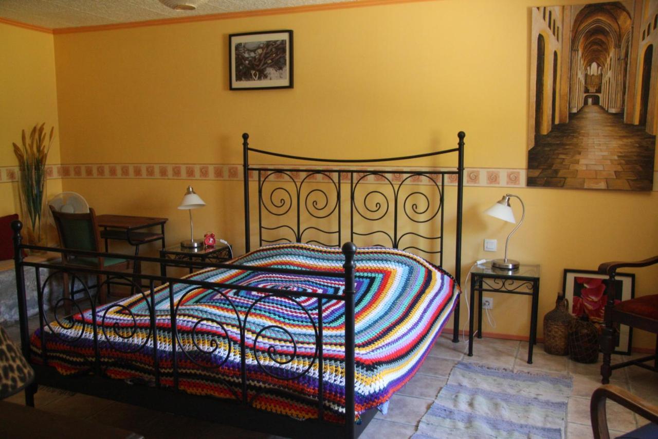 Chez Ker Anna Bed and Breakfast Canihuel Buitenkant foto